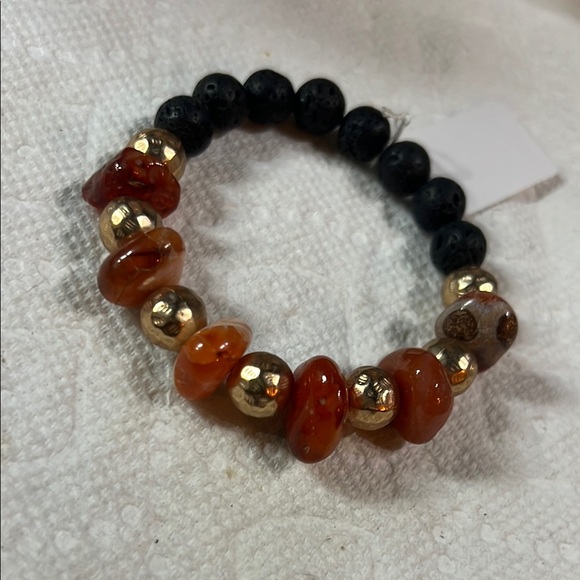 Elegant Black and Orange Beaded Bracelet - Picture 1 of 1
